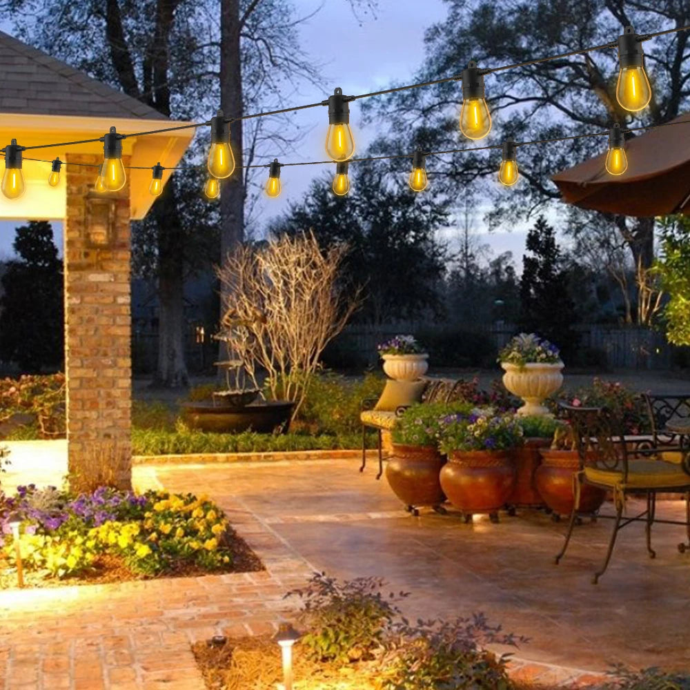 RetroGlow Solar String Lights - Warm light